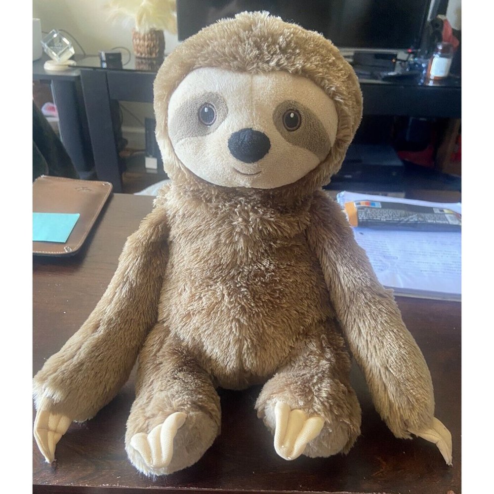 SLOTH STUFFED ANIMAL WITH SQUEAKY TOY PLUSH GOOD CONDITION